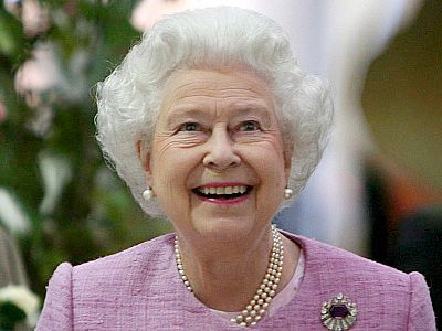 queen elizabeth the first biography. The Queen of England Tweets!